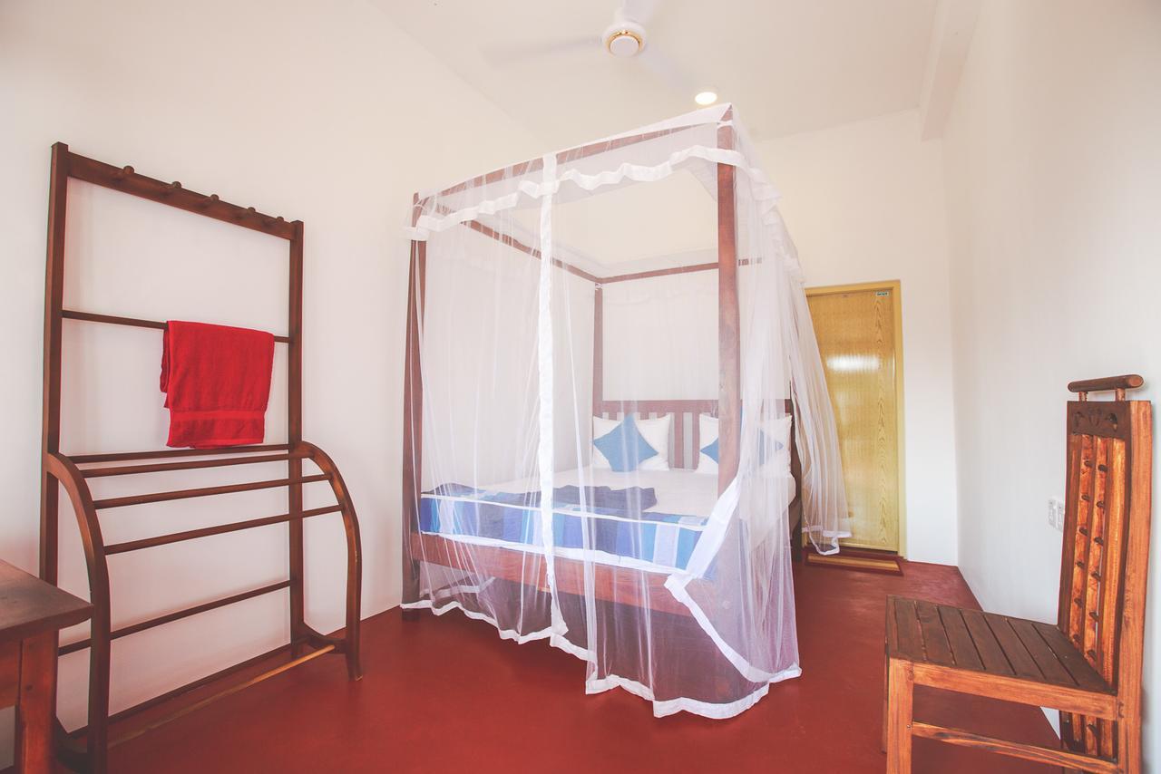 Hotel Lay Back @ Lazies Midigama East Exterior foto