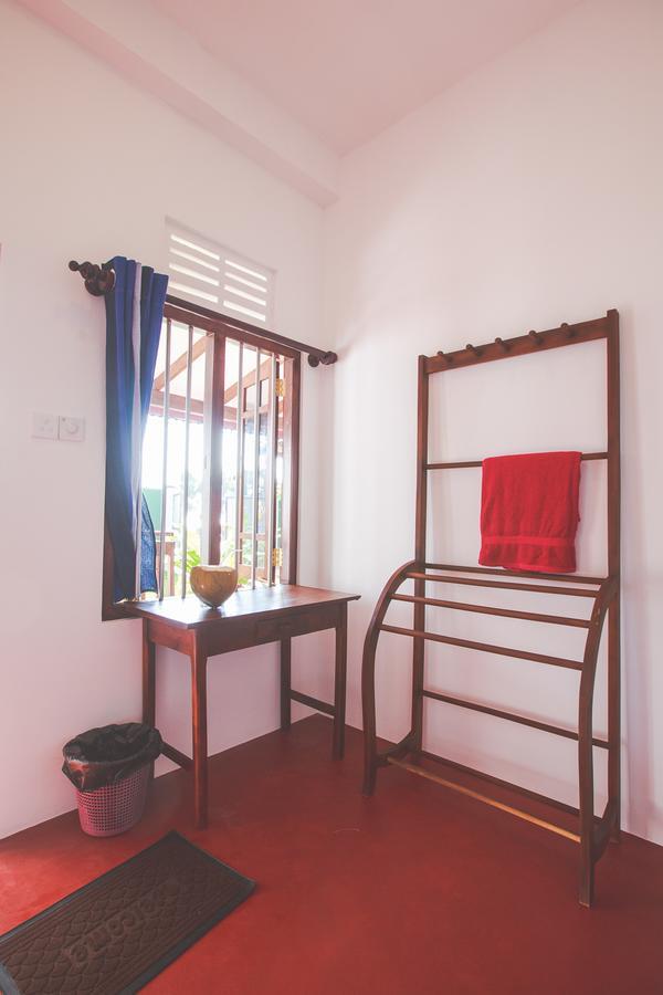 Hotel Lay Back @ Lazies Midigama East Exterior foto