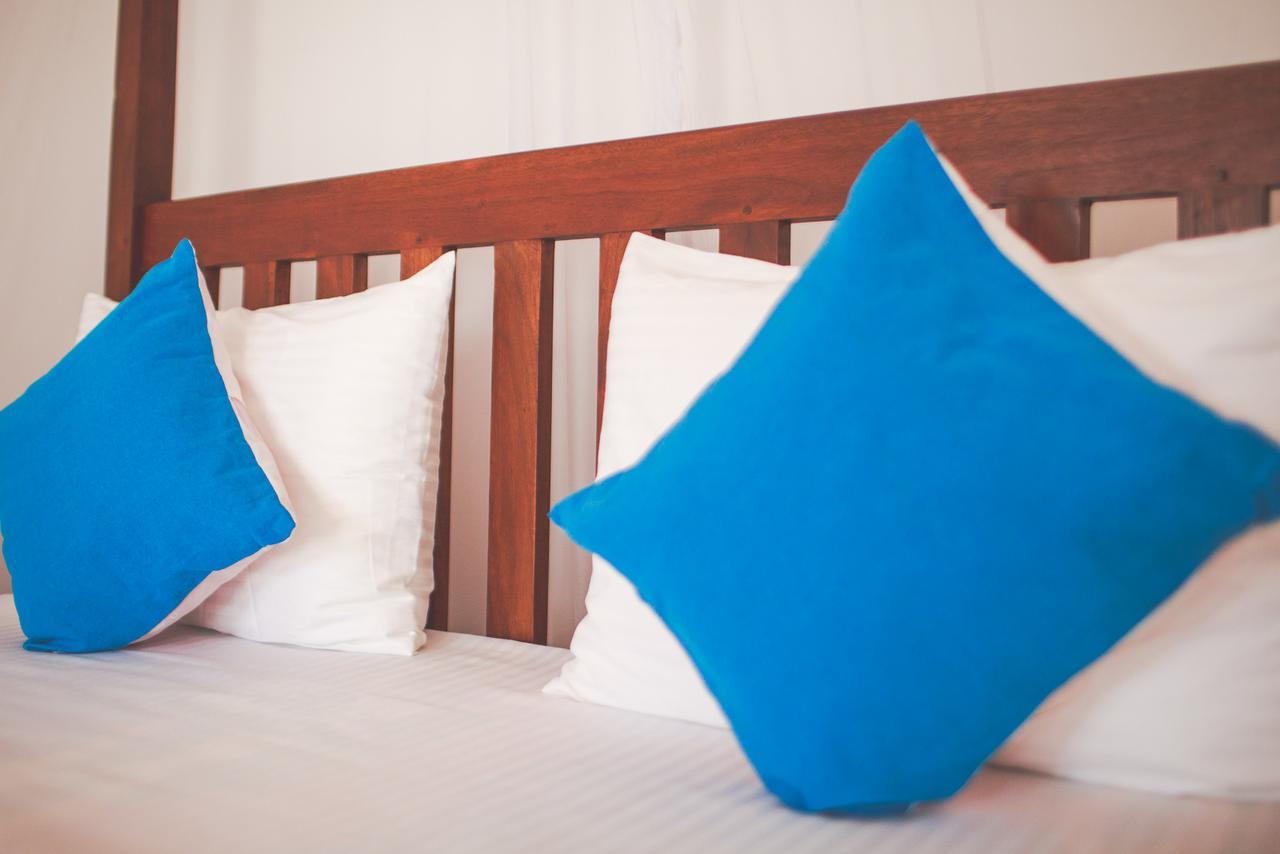 Hotel Lay Back @ Lazies Midigama East Exterior foto